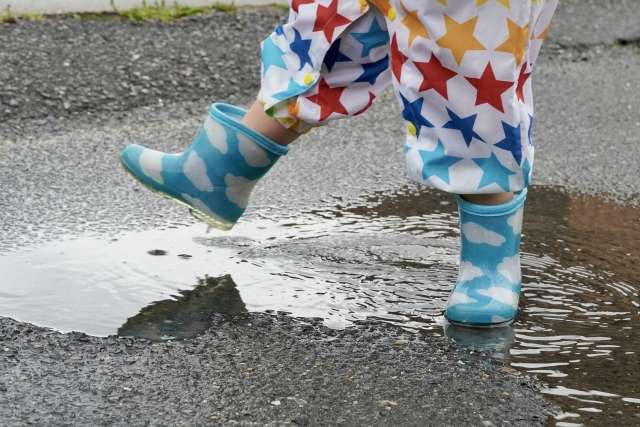 梅雨に入りましたね！子供の頃の長靴から一遍！雨の日をレインブーツで楽しむ♪大人の趣味に書道なら「青霄書法会」